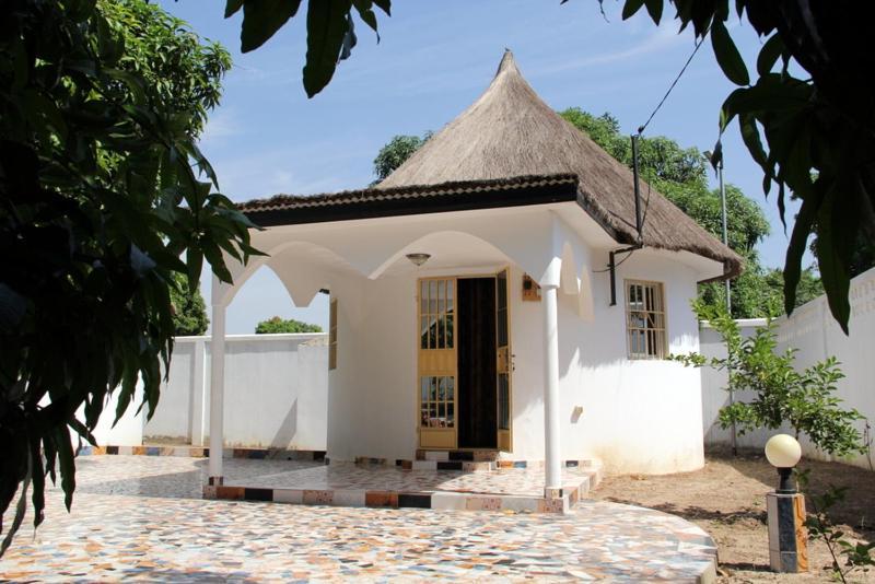 The White House Lodges Brufut 외부 사진
